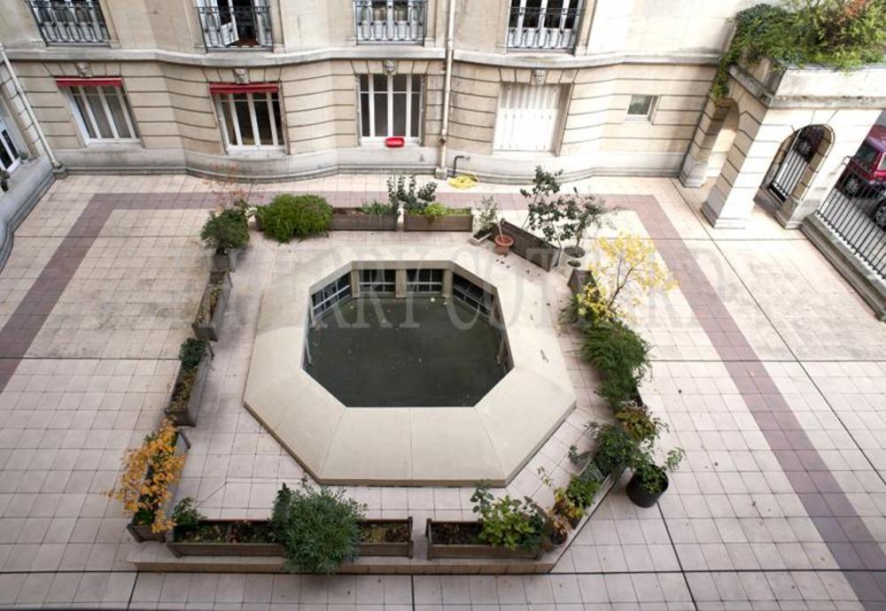 L2005B_Cour intérieure